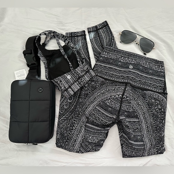 Lululemon:Leggings Wunder Under HR Nulux 28" EUC Black/4 - Picture 8 of 8